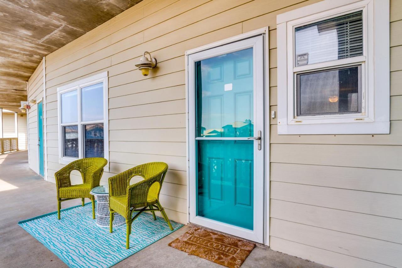 Bayfront Pensacola Beach Condo With Pool And Elevator Exterior photo